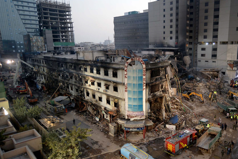 گل پلازه سانحي ۾ فوت ٿيل 73 ڄڻن جَي لاشن جِي باقيات جو ميڊيڪو ليگل عمل مڪمل